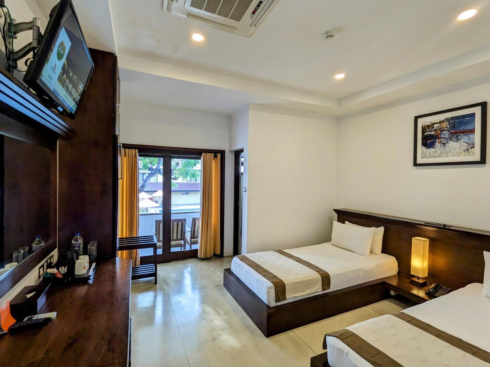 Rajarata Hotel Anuradhapura Exterior foto