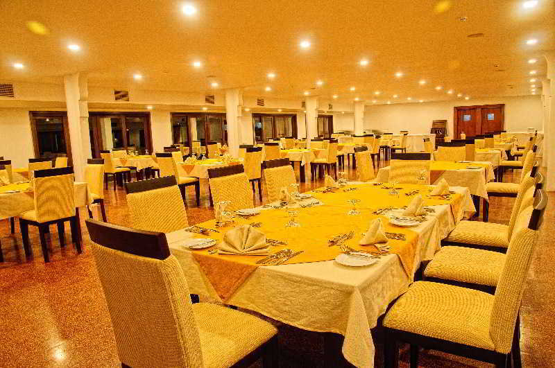 Rajarata Hotel Anuradhapura Exterior foto