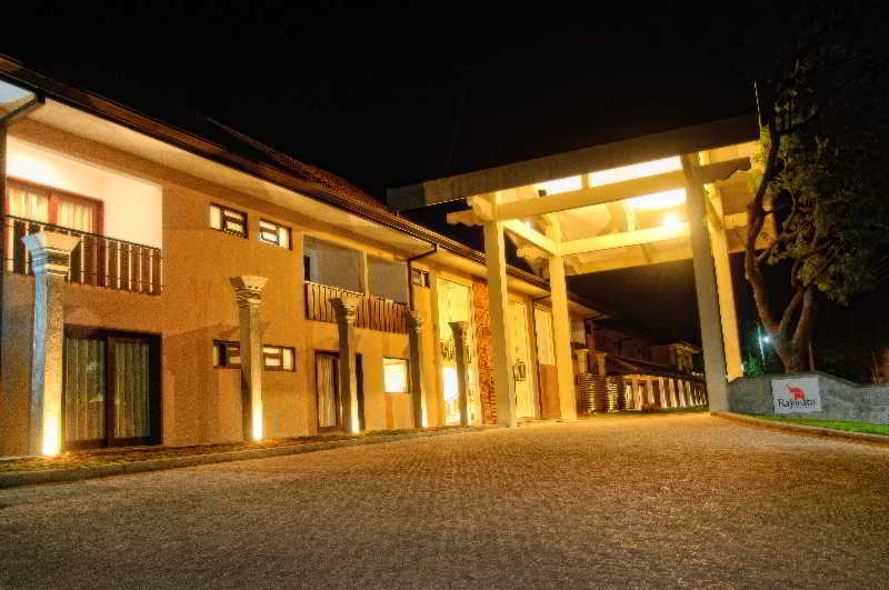 Rajarata Hotel Anuradhapura Exterior foto